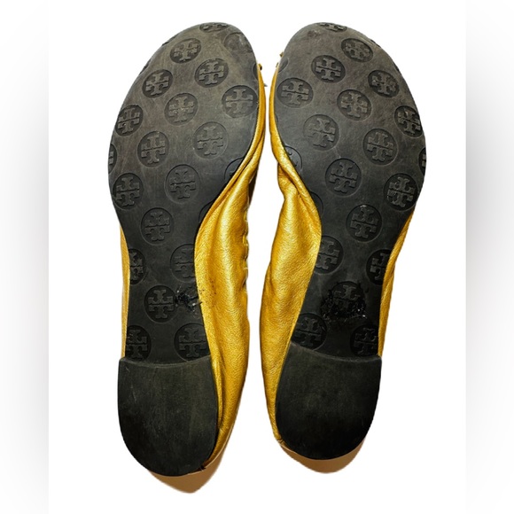 Tory Burch Reese Distressed Gold Tassel Leather Ballet Flats Size 8 - Picture 6 of 10